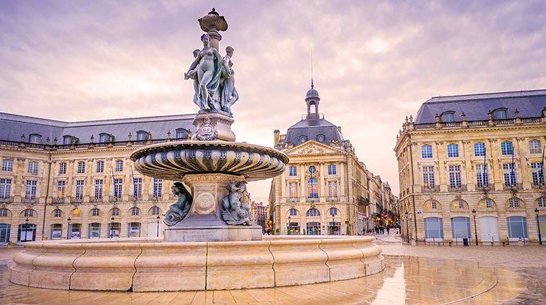 Fransa’nın Şatolara Çevrili Tarihi Şehri: Bordeaux